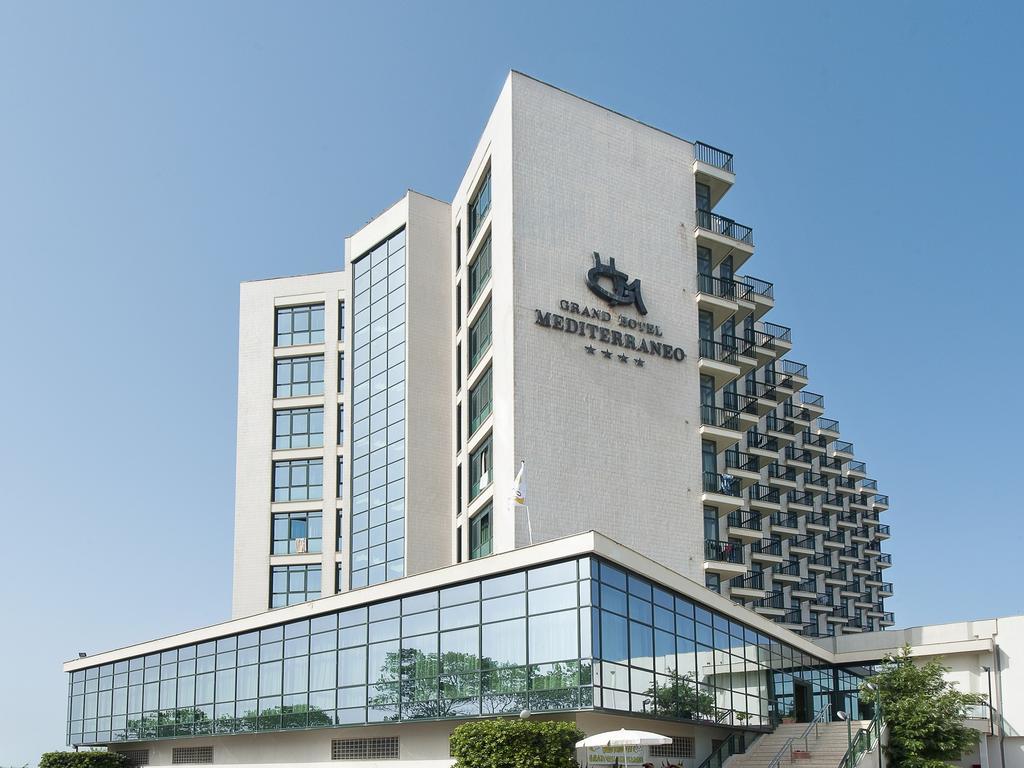 Club Esse Mediterraneo Монтесильвано Экстерьер фото